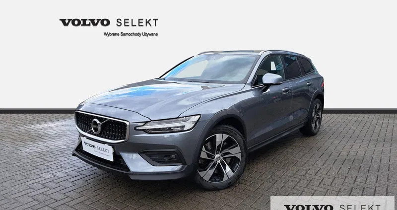 samochody osobowe Volvo V60 Cross Country cena 173000 przebieg: 92270, rok produkcji 2021 z Różan